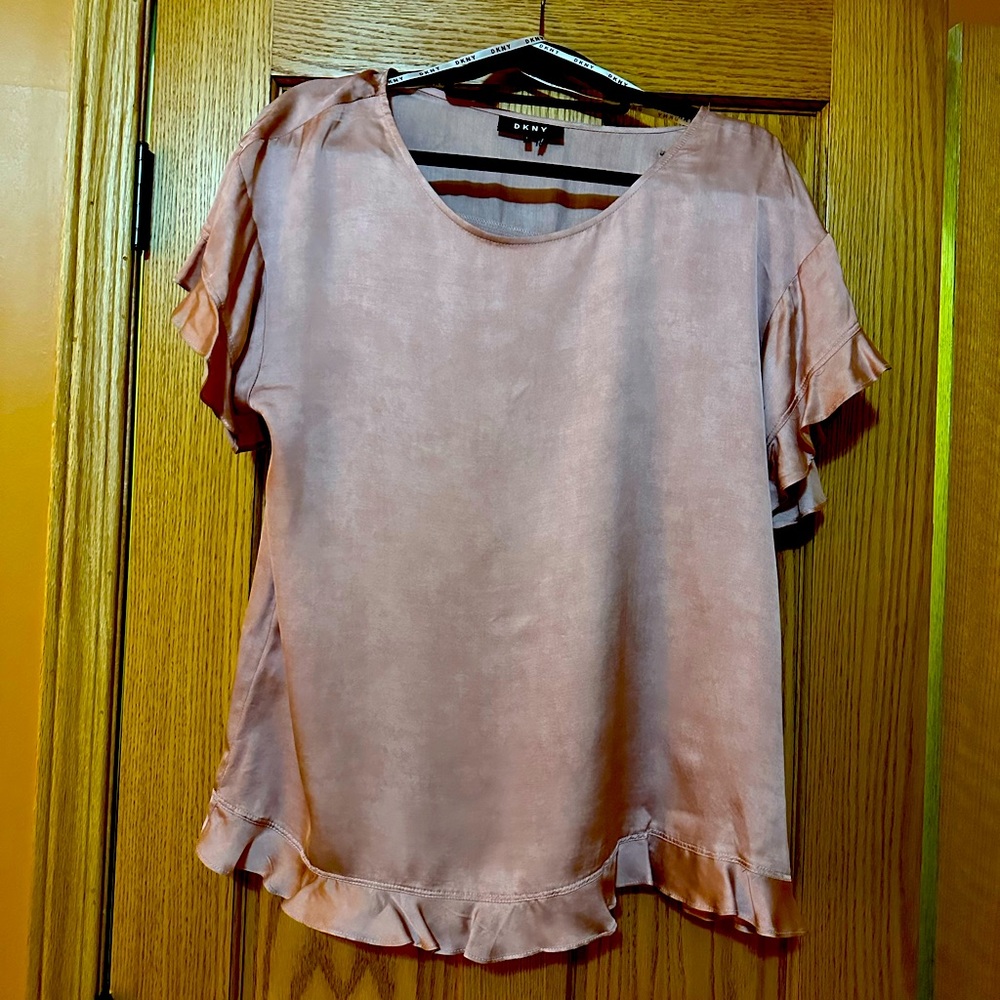 DKNY S/S ruffled hem blouse.  Size L